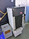 Обрабатывающий центр - вертикальный HWACHEON VESTA 1000+ CNC 3-Осей VERTIKALES BEARBEITUNGSZENTRUM фото на Industry-Pilot